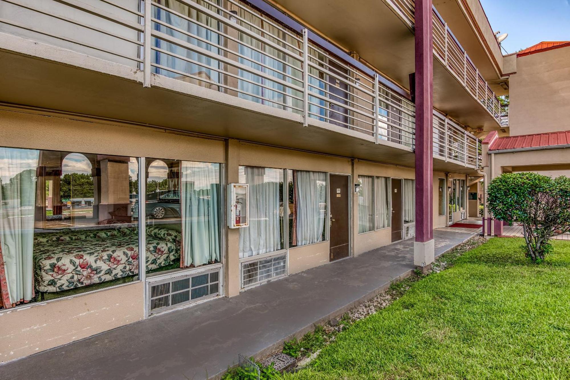 Oyo Hotel Jackson North I-55 Zewnętrze zdjęcie